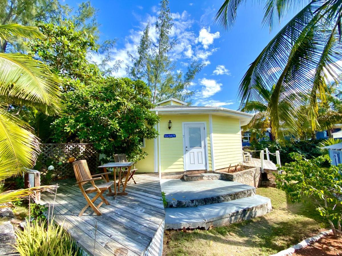 The Sunset Cove And Rainbow Room Alice Town  Extérieur photo